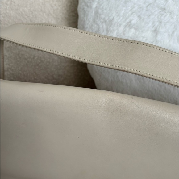 Vintage Holt Renfrew Bag - Picture 4 of 9